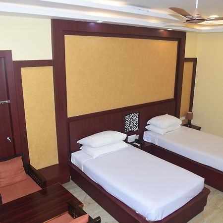 Indo Hokke Hotel Rajgir Bagian luar foto