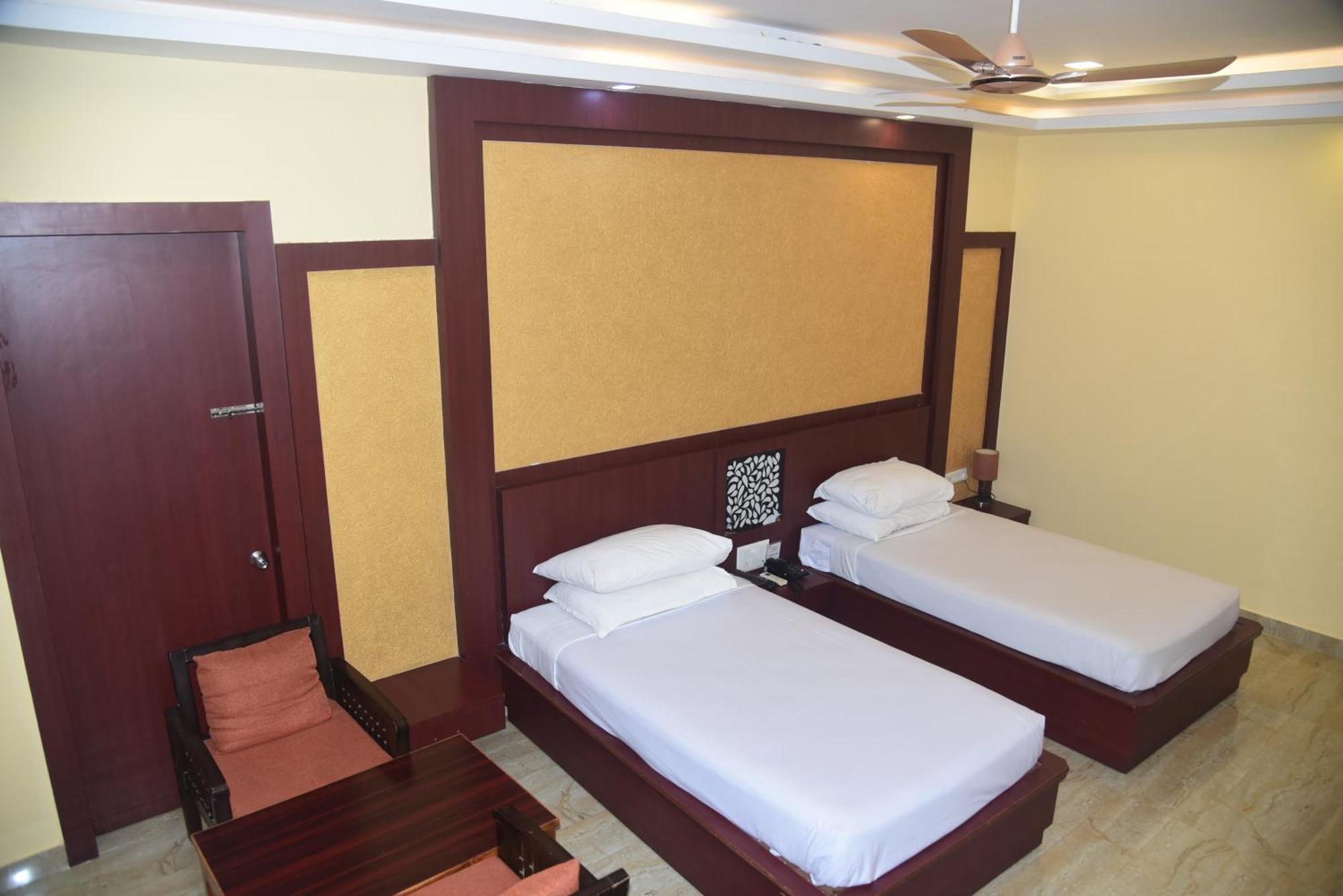 Indo Hokke Hotel Rajgir Bagian luar foto