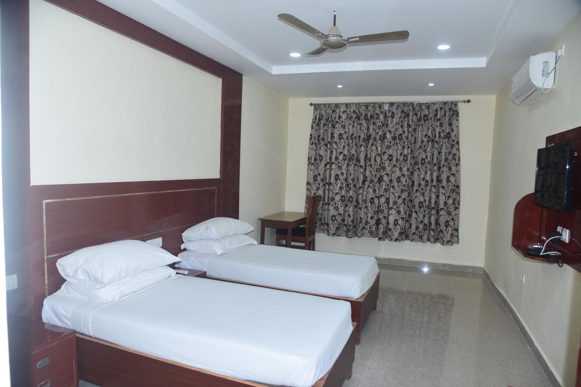 Indo Hokke Hotel Rajgir Bagian luar foto