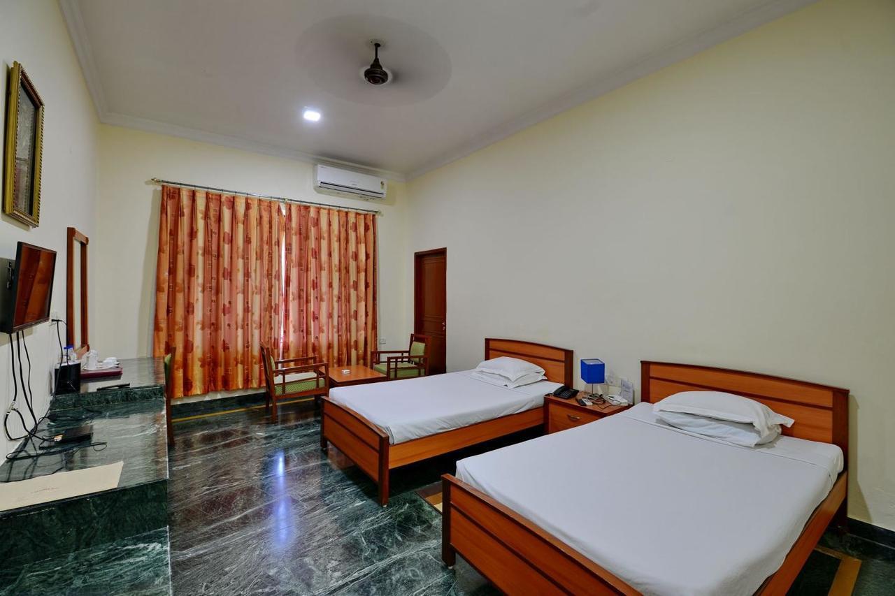Indo Hokke Hotel Rajgir Bagian luar foto