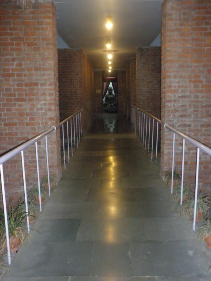 Indo Hokke Hotel Rajgir Bagian luar foto